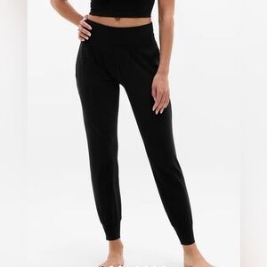 Athleta Women's Salutation Rib Black Joggers